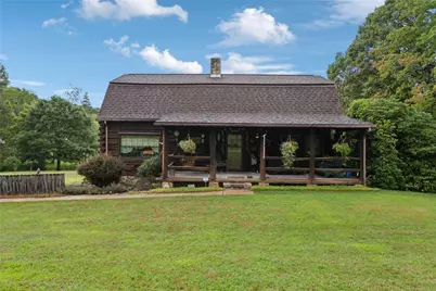 123 Crestview Rd, Donegal, PA 15610 - Photo 1