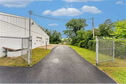 1859 McClellandtown Rd, German Township, PA 15461 - Photo 14