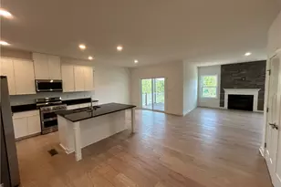 2730 Marra Dr, Hampton, PA 15044 - Photo 4