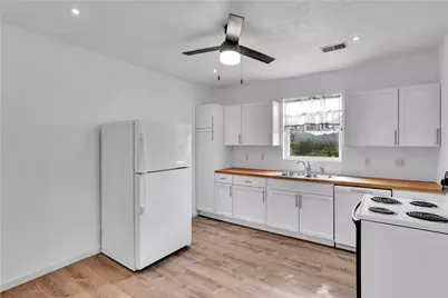 624 Dianthus Street, North Huntingdon, PA 15642 - Photo 14