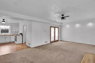 624 Dianthus Street, North Huntingdon, PA 15642 - Photo 8