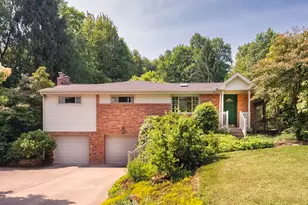 305 Ivy Dr, Pine Township, PA 15044 - Photo 1