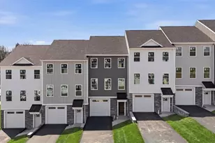 121 Bella Vis Dr, Pittsburgh, PA 15236 - Photo 2