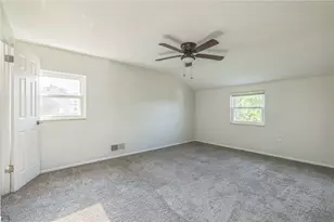 1611 Alverado Ave, Beechview, PA 15216 - Photo 12