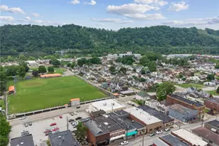 848 Pittsburgh St, Springdale Boro, PA 15144 - Photo 2