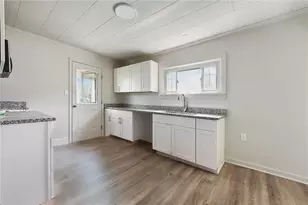 322 E Barr St, McDonald, PA 15057 - Photo 4