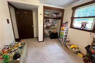 143 La Ray Dr, Center Township, PA 16001 - Photo 22