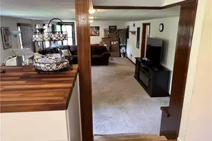 143 La Ray Dr, Center Township, PA 16001 - Photo 18