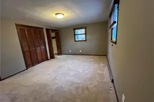 143 La Ray Dr, Center Township, PA 16001 - Photo 34