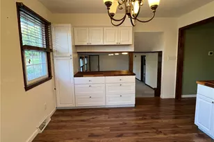 143 La Ray Dr, Center Township, PA 16001 - Photo 14