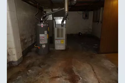 844 Spencer Ave, Sharon, PA 16146 - Photo 8