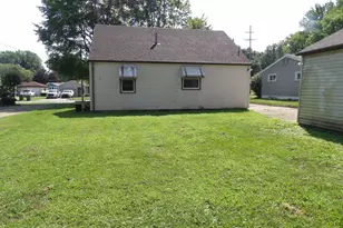 844 Spencer Ave, Sharon, PA 16146 - Photo 10