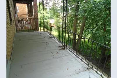 207 Locust St, Ambridge, PA 15003 - Photo 18