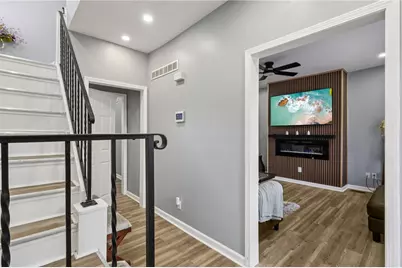1331 Oakdene St, Lincoln Larimer, PA 15206 - Photo 4