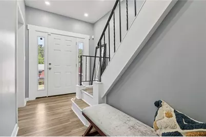 1331 Oakdene St, Lincoln Larimer, PA 15206 - Photo 2