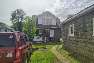 1906 Highland Ave, South Greensburg Boro, PA 15601 - Photo 6