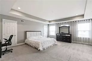 141 Centennial Dr, Collier Township, PA 15106 - Photo 12