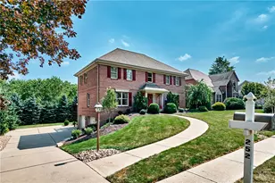 252 Elmhurst Cir, Cranberry Township, PA 16066 - Photo 1