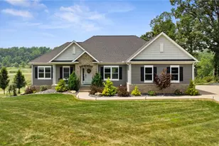 2107 Totteridge Dr, Salem Township, PA 15601 - Photo 1