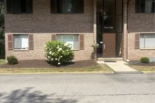 7116 Sanlin Dr, Moon/Crescent Twp, PA 15108 - Photo 2