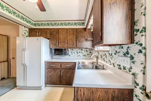 1043 Van Velsor Dr, Richland, PA 15007 - Photo 4