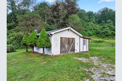 213 Hargus Creek Road, Holbrook, PA 15341 - Photo 4