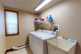 1490 Olde Stable Ln, Moon/Crescent Twp, PA 15108 - Photo 34