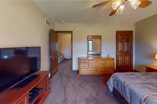 1490 Olde Stable Ln, Moon/Crescent Twp, PA 15108 - Photo 16