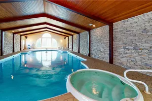 1490 Olde Stable Ln, Moon/Crescent Twp, PA 15108 - Photo 2