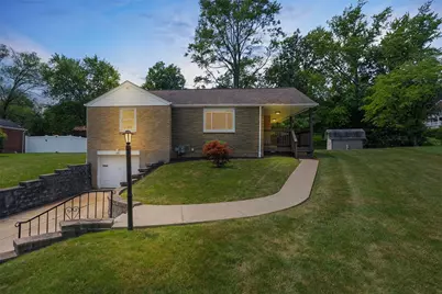 7911 Roderick Dr, Ross Twp, PA 15237 - Photo 1