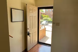 3266 Niagara Square, Pittsburgh, PA 15213 - Photo 6