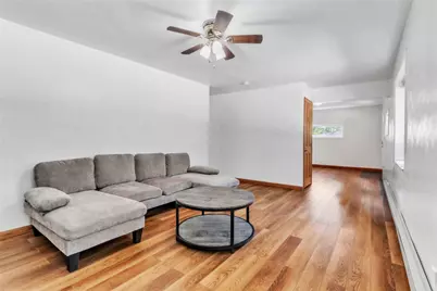 936 Pike Run Dr, California, PA 15423 - Photo 6