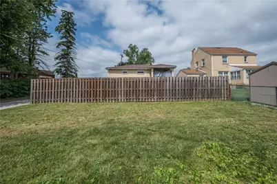 2154 Vermont Ave, West Mifflin, PA 15122 - Photo 46