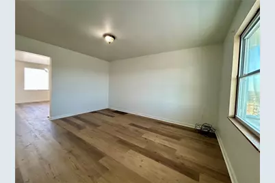 403 Lowell Street, Vandergrift, PA 15690 - Photo 14