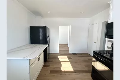 403 Lowell Street, Vandergrift, PA 15690 - Photo 8