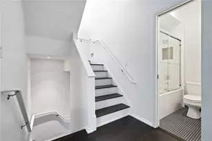 4700 Ellsworth Ave, Pittsburgh, PA 15213 - Photo 32