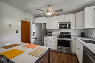 423 Braddock St, Westmont Hilltop School District, PA 15905 - Photo 8