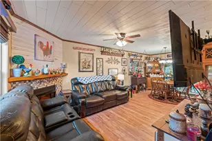 214 Hooks Ln, Canonsburg, PA 15317 - Photo 4