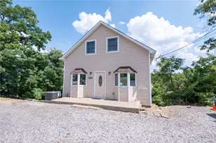 1214 Washington Pike, Collier Township, PA 15017 - Photo 4