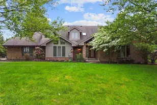 1803 N Villa Dr, Pittsburgh, PA 15044 - Photo 1