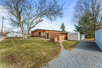 145 High St, New Wilmington Boro, PA 16142 - Photo 4