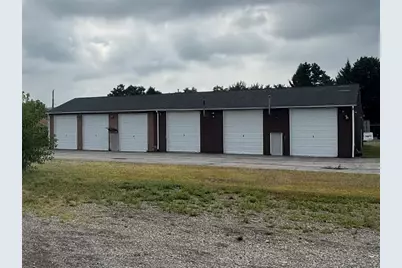 610 New York Ave, Rochester, PA 15074 - Photo 2