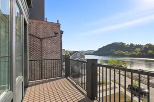 54 1st St, Oakmont, PA 15139 - Photo 4