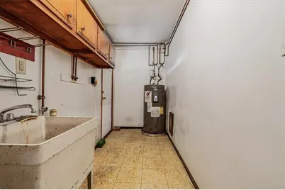 327 Dixon Blvd, South Union Township, PA 15401 - Photo 38