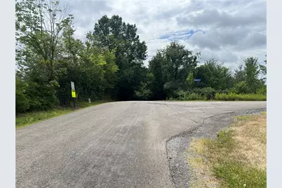 2225 County Line Rd, Shenango Township, PA 16101 - Photo 8