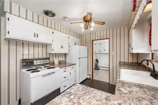 2716 Albert St Ext, Neshannock Township, PA 16105 - Photo 18