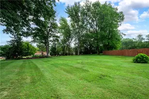 2716 Albert St Ext, New Castle, PA 16105 - Photo 46