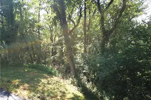 614 Orchard Hill Dr, Pittsburgh, PA 15238 - Photo 1