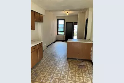 319 Bessemer Avenue, Twp of But SW, PA 16045 - Photo 10