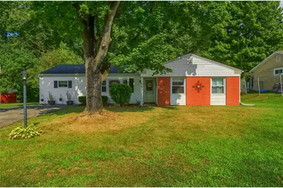 1506 Skyline Dr, Hermitage, PA 16148 - Photo 1